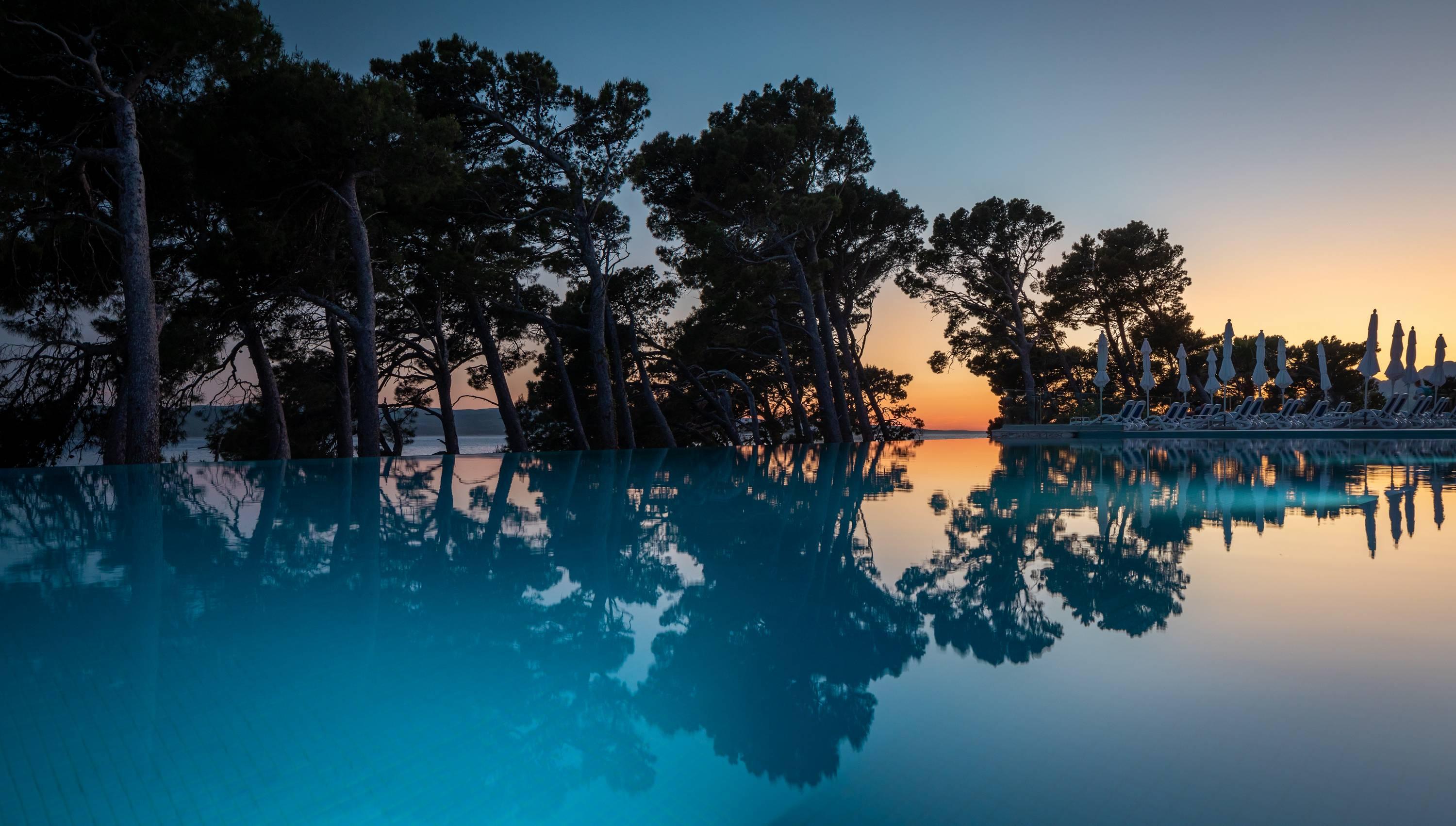Hotel Bluesun Mala Berulia Brela Esterno foto