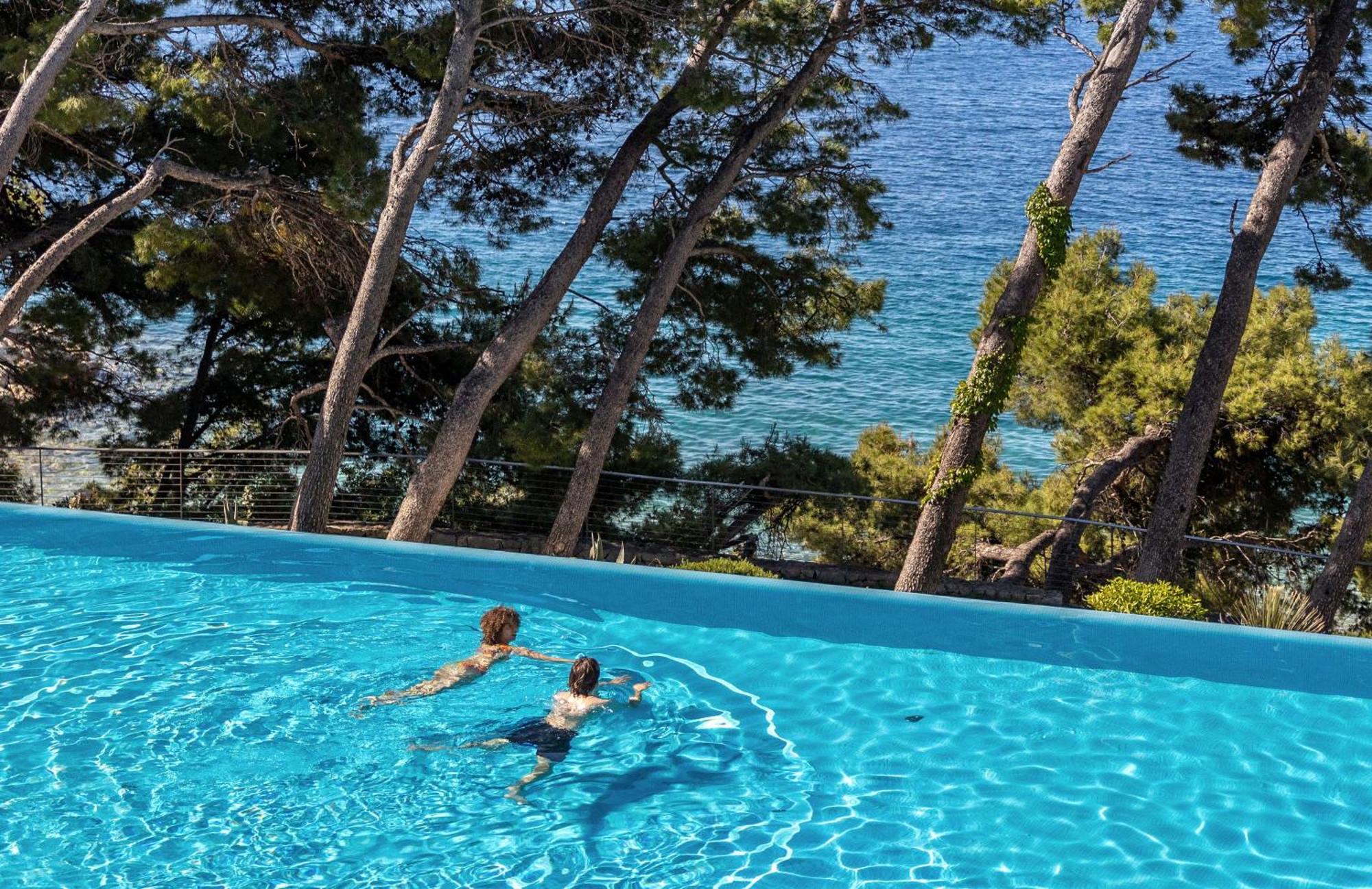 Hotel Bluesun Mala Berulia Brela Esterno foto